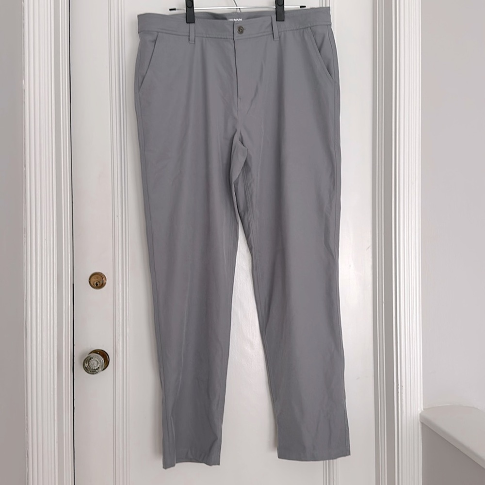 32 Degrees Men’s stretch performance tech chinos Size 36 EUC gray